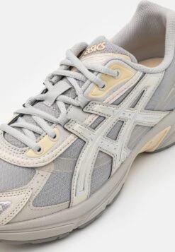 ASICS SportStyle Gel 1130 Re Unisex - Trainers - Oyster Grey/Pure Silver 13 ASICS SportStyle Gel 1130 Re Unisex - Trainers - Oyster Grey/Pure Silver -Asics 0f7cd952430b43c9bda1da84291c409a