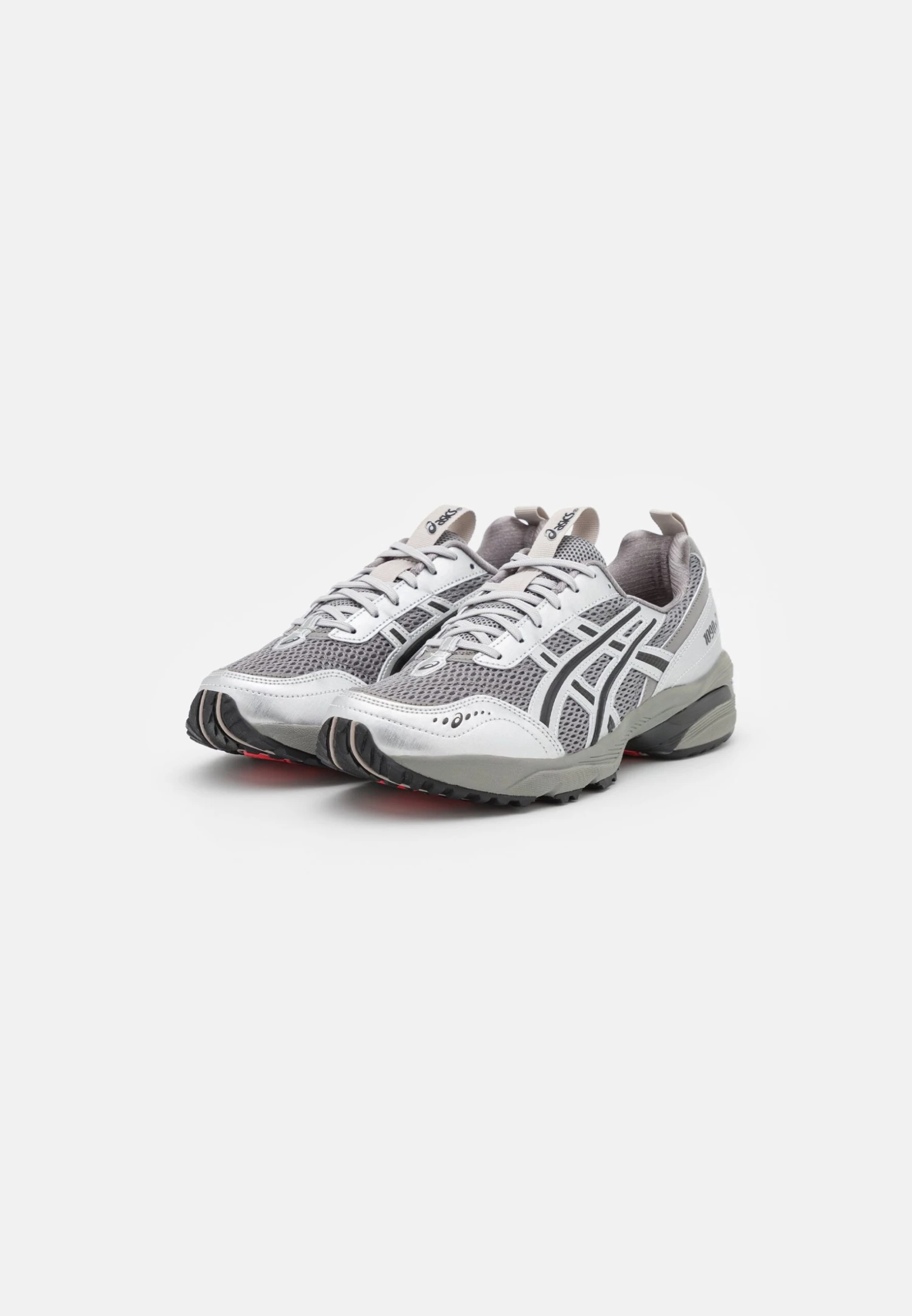 ASICS SportStyle Gel-1090V2 X Freja Wewer - Trainers - Clay Grey/Pure Silver 4 ASICS SportStyle Gel-1090V2 X Freja Wewer - Trainers - Clay Grey/Pure Silver - Image 2