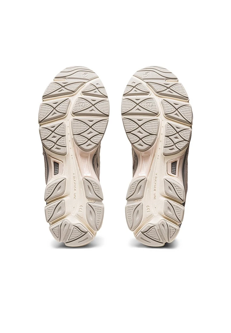 ASICS SportStyle Gel Nyc Unisex - Trainers - Cream/Oyster Grey 8 ASICS SportStyle Gel Nyc Unisex - Trainers - Cream/Oyster Grey - Image 6