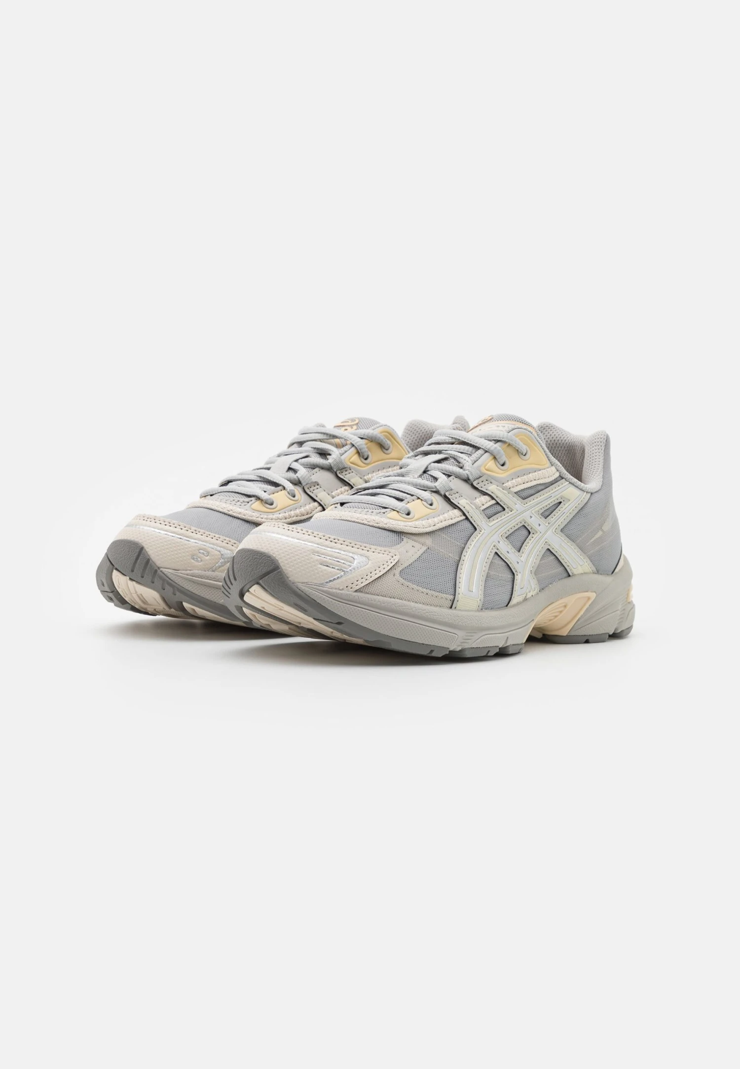 ASICS SportStyle Gel 1130 Re Unisex - Trainers - Oyster Grey/Pure Silver 4 ASICS SportStyle Gel 1130 Re Unisex - Trainers - Oyster Grey/Pure Silver - Image 2