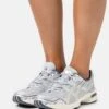 ASICS SportStyle Gel-1090 - Trainers - Piedmont Grey/Tarmac 1 ASICS SportStyle Gel-1090 - Trainers - Piedmont Grey/Tarmac -Asics 2be54705ab224e2783fcede70c06d133