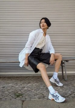 ASICS SportStyle Gel-1090 Unisex - Trainers - White/Midnight