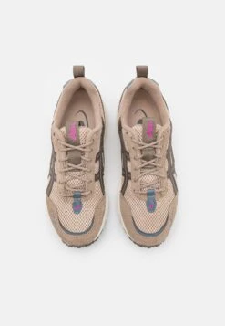 ASICS SportStyle Gel-1090V2 - Trainers - Simply Taupe/Dark Taupe 13 ASICS SportStyle Gel-1090V2 - Trainers - Simply Taupe/Dark Taupe -Asics 3ee9126432624982bf5ce74790f8c07f