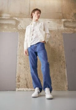 ASICS SportStyle Ex89 Unisex - Trainers - White/Grand Shark 12 ASICS SportStyle Ex89 Unisex - Trainers - White/Grand Shark -Asics 445eaedaee034abab2f1b5aa9f3b49b1