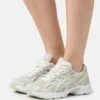 ASICS SportStyle Gel-1130 - Trainers - Jade/Oyster Grey 2 ASICS SportStyle Gel-1130 - Trainers - Jade/Oyster Grey -Asics 4e7bd822c49646ddb0246d789825e8a2