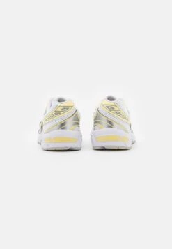 ASICS SportStyle Gel-1130 - Trainers - White/Butter 11 ASICS SportStyle Gel-1130 - Trainers - White/Butter -Asics 505b8af3a78c4c028cd2e0733dc87f2c