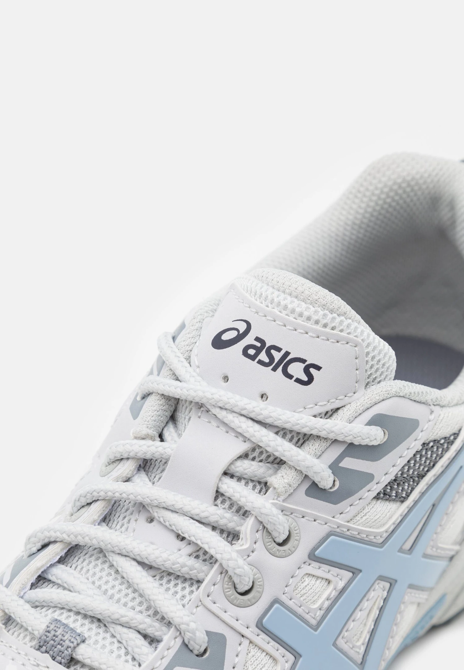 ASICS SportStyle Gel Venture 6 Unisex - Trainers - White/Light Blue 8 ASICS SportStyle Gel Venture 6 Unisex - Trainers - White/Light Blue - Image 6