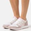 ASICS SportStyle Lyte Classic - Trainers - White/Oatmeal