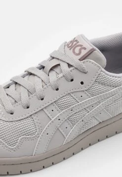 ASICS SportStyle Japan Unisex - Trainers - Oyster Grey 13 ASICS SportStyle Japan Unisex - Trainers - Oyster Grey -Asics 796a2e4c4fde462bbec5d147eb2d7b41