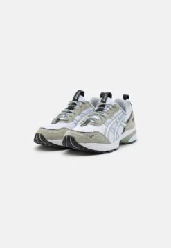 ASICS SportStyle Gel-1090V2 Unisex - Trainers - White/Mid Grey 9 ASICS SportStyle Gel-1090V2 Unisex - Trainers - White/Mid Grey -Asics 9aba796dda3e41cfa73429fcca94ee05