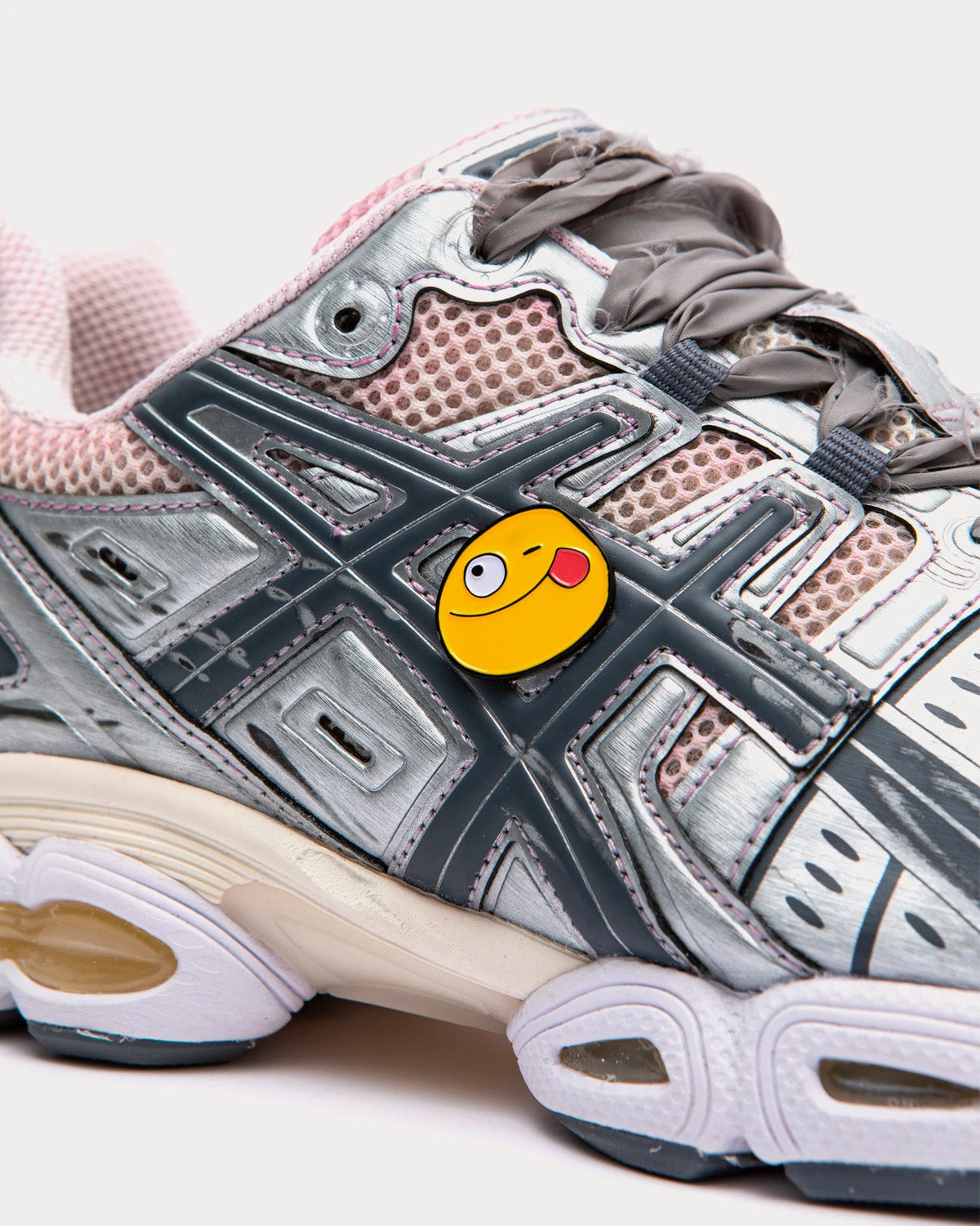 GEL-Nimbus 9 Grey / Winestained / Silver Low Top Sneakers 4 GEL-Nimbus 9 Grey / Winestained / Silver Low Top Sneakers - Image 2