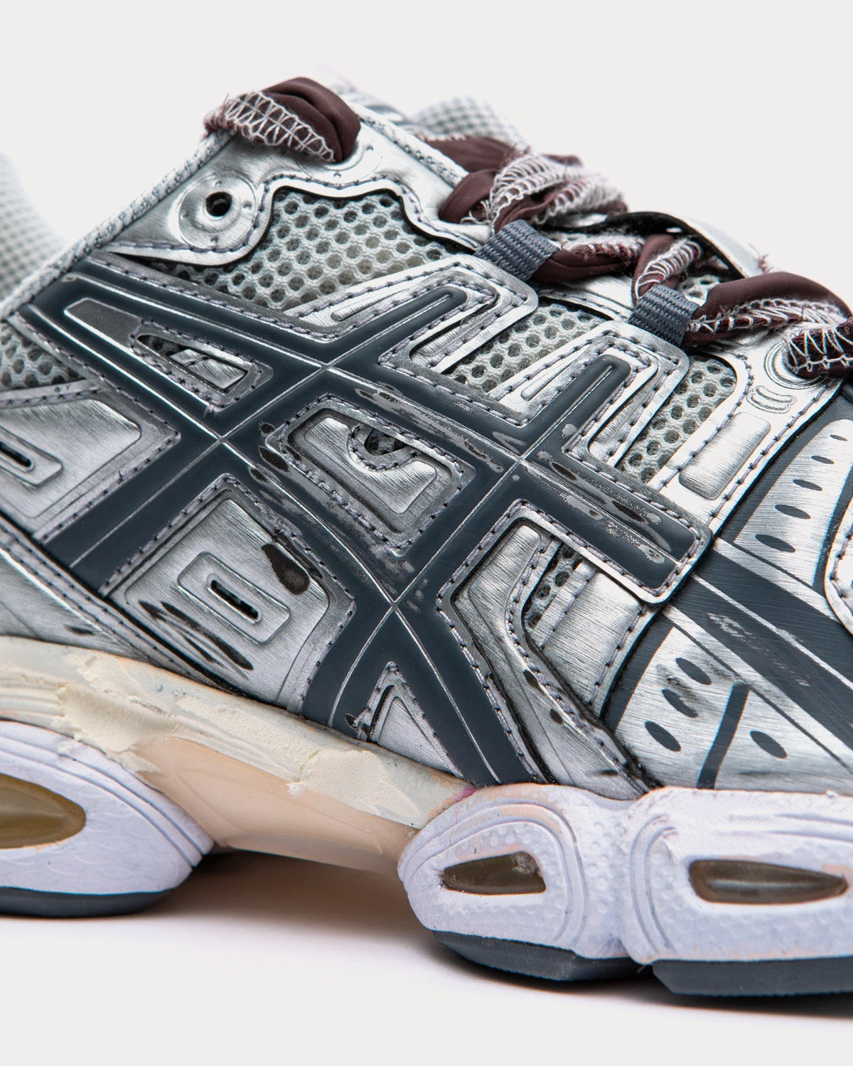 GEL-Nimbus 9 Washed Black / Brown / Silver Low Top Sneakers 4 GEL-Nimbus 9 Washed Black / Brown / Silver Low Top Sneakers - Image 2