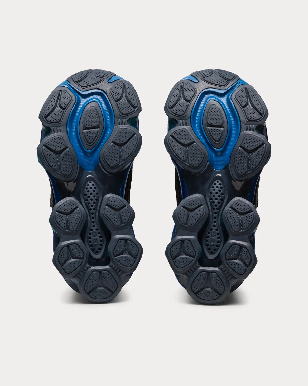 X Hysteric Glamour Gel-Quantum Lylia Pure Silver / Blue Expanse Slip On Sneakers 7 X Hysteric Glamour Gel-Quantum Lylia Pure Silver / Blue Expanse Slip On Sneakers - Image 5