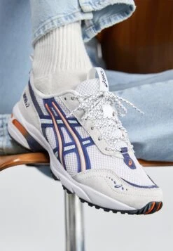 ASICS SportStyle Gel-1090V2 - Trainers 10 ASICS SportStyle Gel-1090V2 - Trainers -Asics aaafe49d904f43738f6515734b36c692