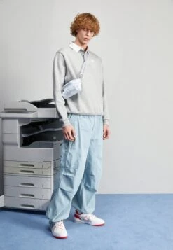 ASICS SportStyle Ex89 Unisex - Trainers - White/Classic Red 12 ASICS SportStyle Ex89 Unisex - Trainers - White/Classic Red -Asics ade21e649a444a3a88afa6fe3359998d