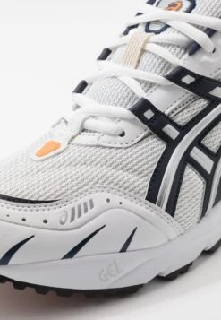 ASICS SportStyle Gel-1090 Unisex - Trainers - White/Midnight -Asics b0034271fcea4a91aacb30e65690591d