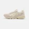 ASICS SportStyle Gel-1090V2 Unisex - Trainers - Cream -Asics b2cece9117444bc18ecf633d21ab3dc4