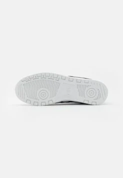 ASICS SportStyle Japan Unisex - Trainers -Asics b6f694e6753a42398a22661ed13f1d8e