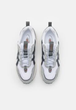 ASICS SportStyle Gel-1090V2 Unisex - Trainers - White/Steel Grey 11 ASICS SportStyle Gel-1090V2 Unisex - Trainers - White/Steel Grey -Asics bd02e31faa404bc9ba54be1c1ec6bc84