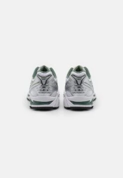 ASICS SportStyle Gel Kayano 14 Unisex - Trainers - White/Slate Grey 14 ASICS SportStyle Gel Kayano 14 Unisex - Trainers - White/Slate Grey -Asics ccd6be8dc5a340c28ced83c706881a0e