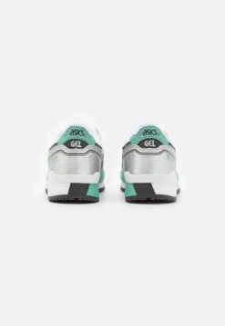 ASICS SportStyle Gel-Lyte Iii Og Unisex - Trainers - White/Sage 10 ASICS SportStyle Gel-Lyte Iii Og Unisex - Trainers - White/Sage -Asics da97700217df49f5889df2b0509f1c29