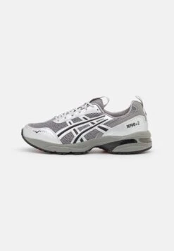 ASICS SportStyle Gel-1090V2 X Freja Wewer - Trainers - Clay Grey/Pure Silver