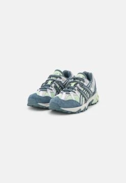 ASICS SportStyle Gel-Sonoma 15-50 - Trainers - Jade/Ironclad 10 ASICS SportStyle Gel-Sonoma 15-50 - Trainers - Jade/Ironclad -Asics eeb2ed48886342beace0a0ed55068ce7